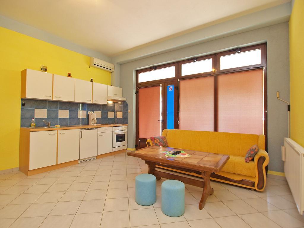 Apartments Denis 19 Fažana Esterno foto