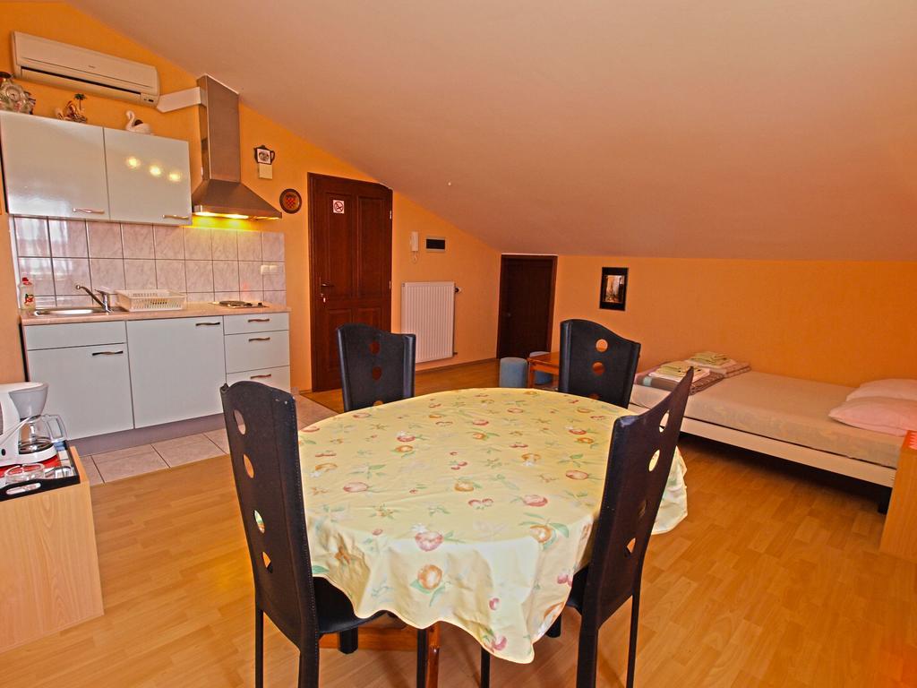 Apartments Denis 19 Fažana Esterno foto