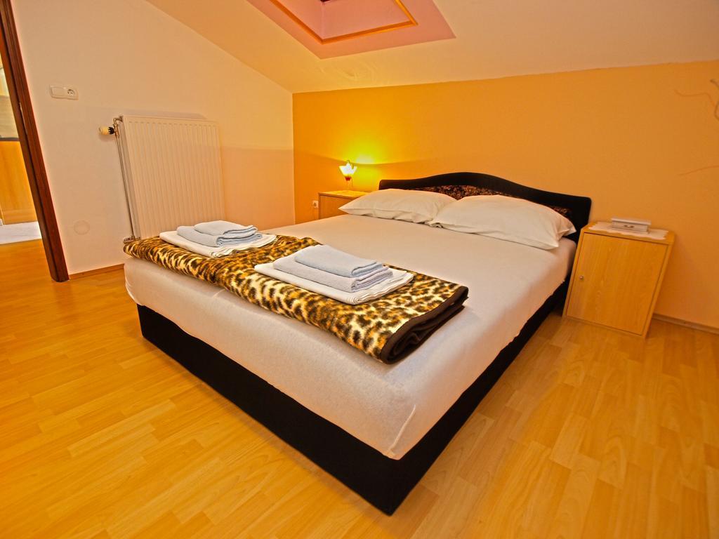 Apartments Denis 19 Fažana Esterno foto