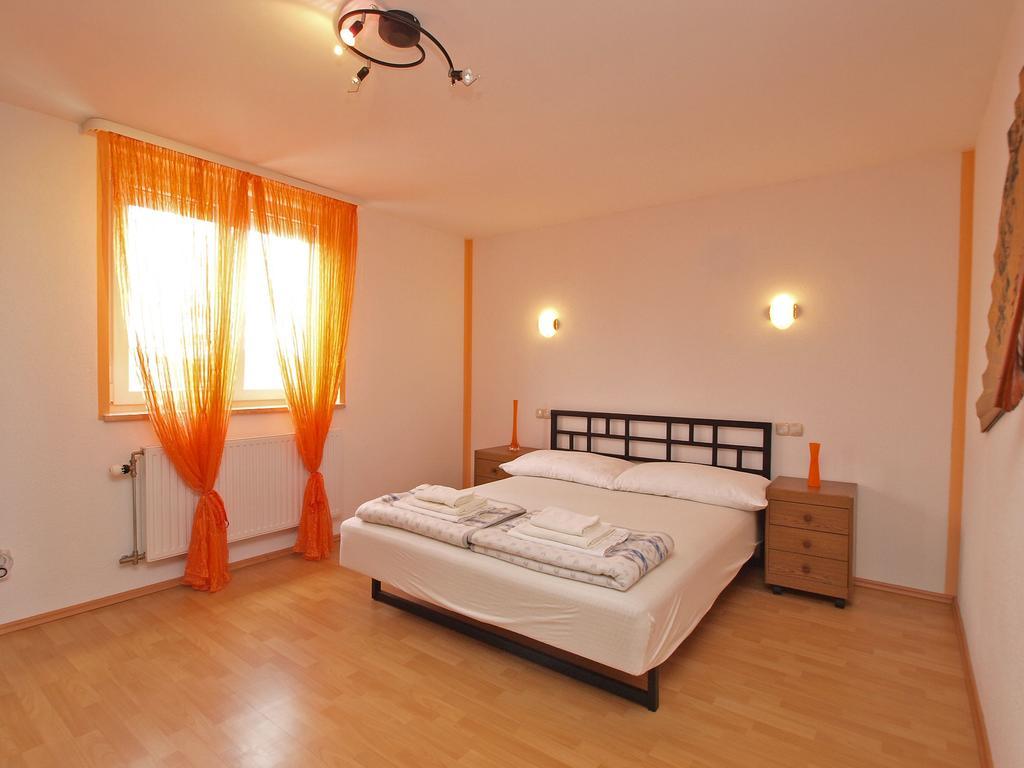 Apartments Denis 19 Fažana Esterno foto
