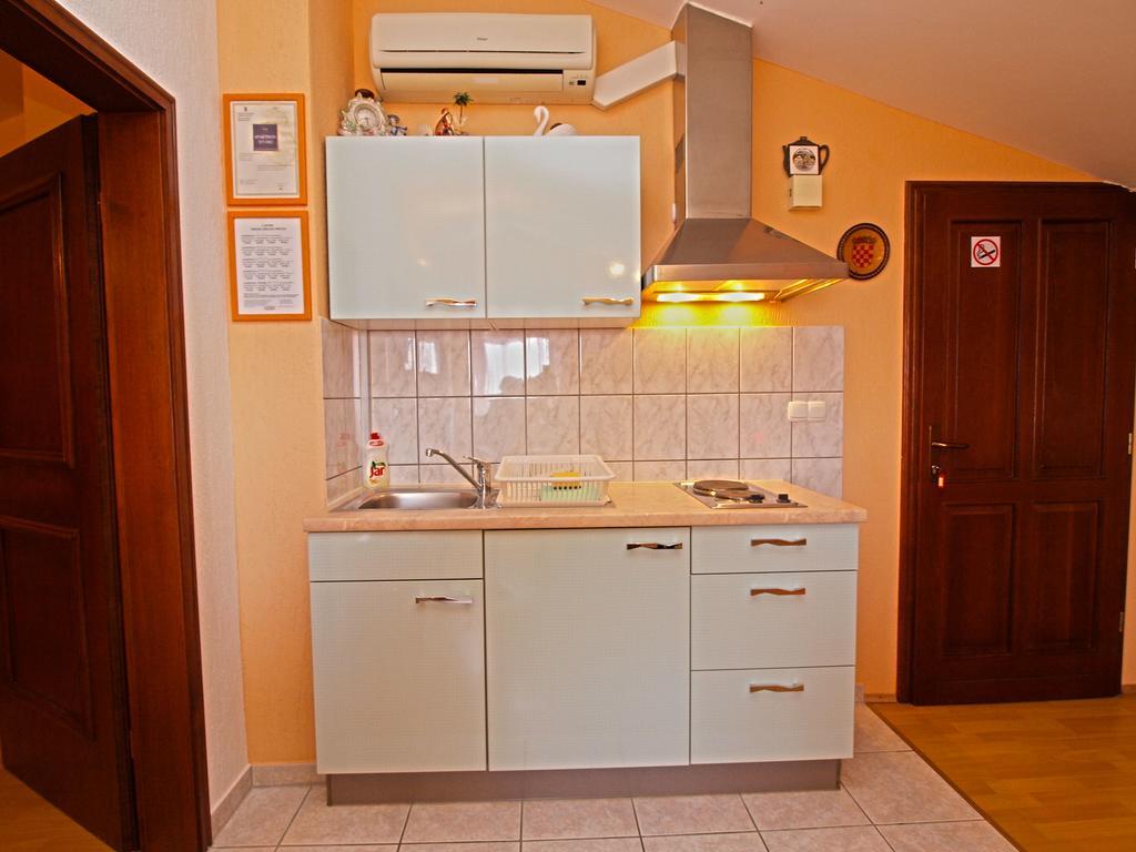 Apartments Denis 19 Fažana Esterno foto