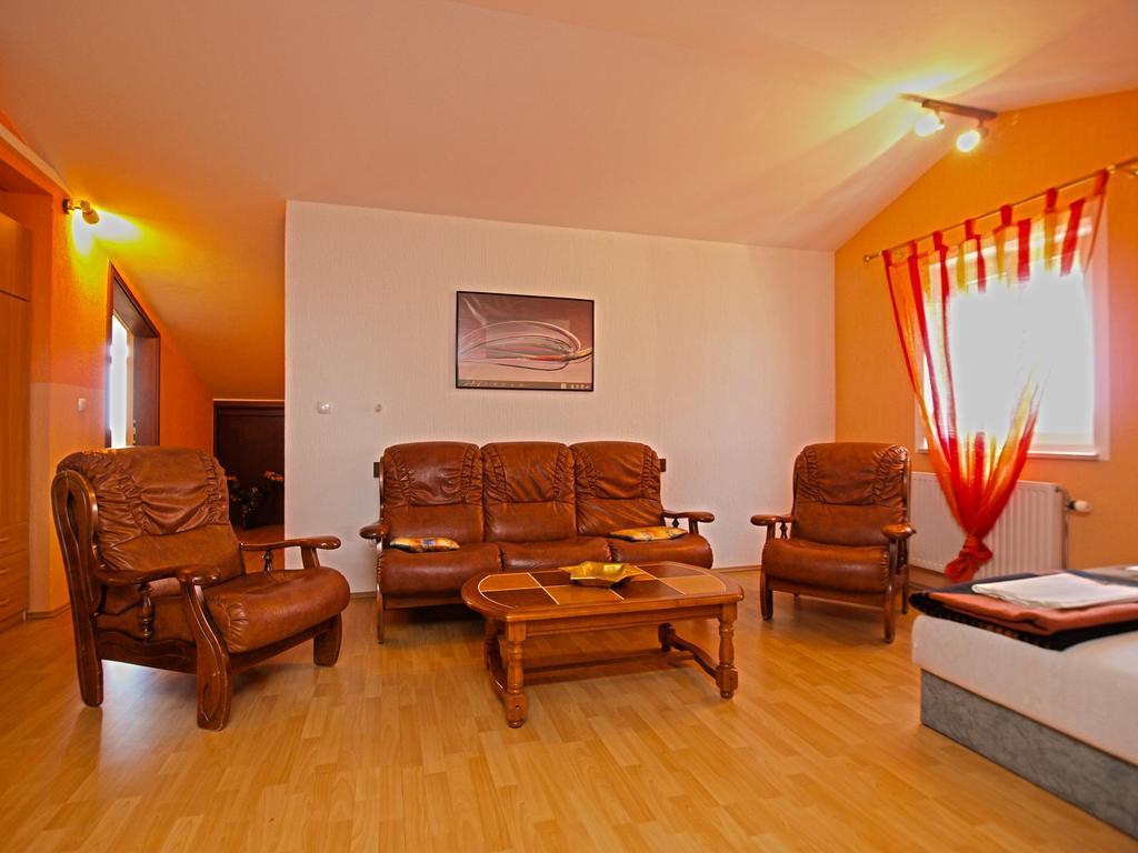 Apartments Denis 19 Fažana Esterno foto
